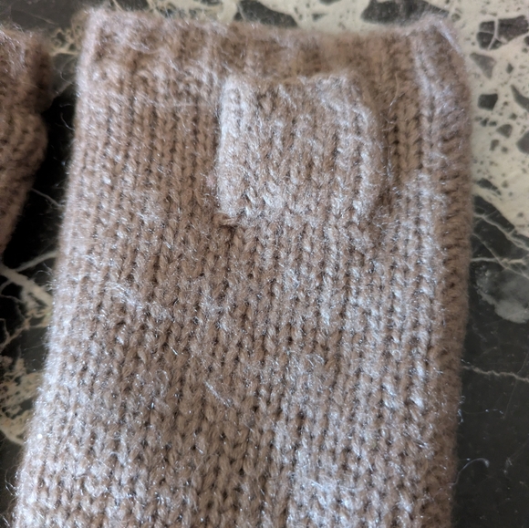 Cable Knit Wool & Fleece Fingerless Gloves/Mittens. Excellent Condition. - Picture 4 of 6